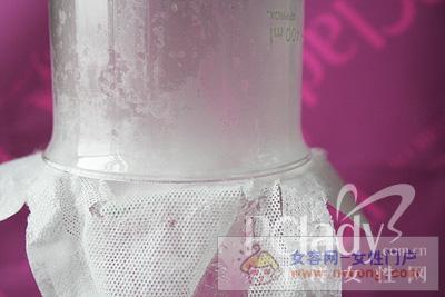 评测:高洁丝纯白体验卫生巾 评测:高洁丝纯白体验卫生巾